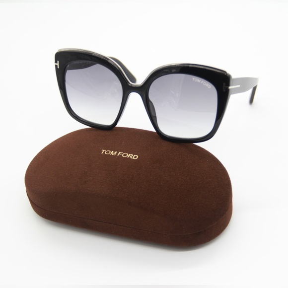 NEW TOM FORD CHANTALLE WOMEN SUNGLASSES TOM FORD TF944 01B EYEWEAR FT0944/S - Picture 3 of 13